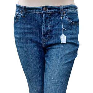 584447....... London Jean Bootcut Size 14, W34" 27"Inseam  10"Rise